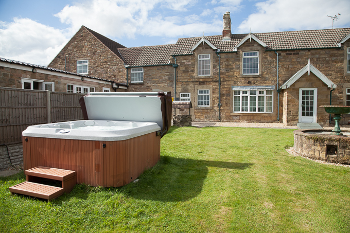 Whitton Lodge Aug 2015 (02)